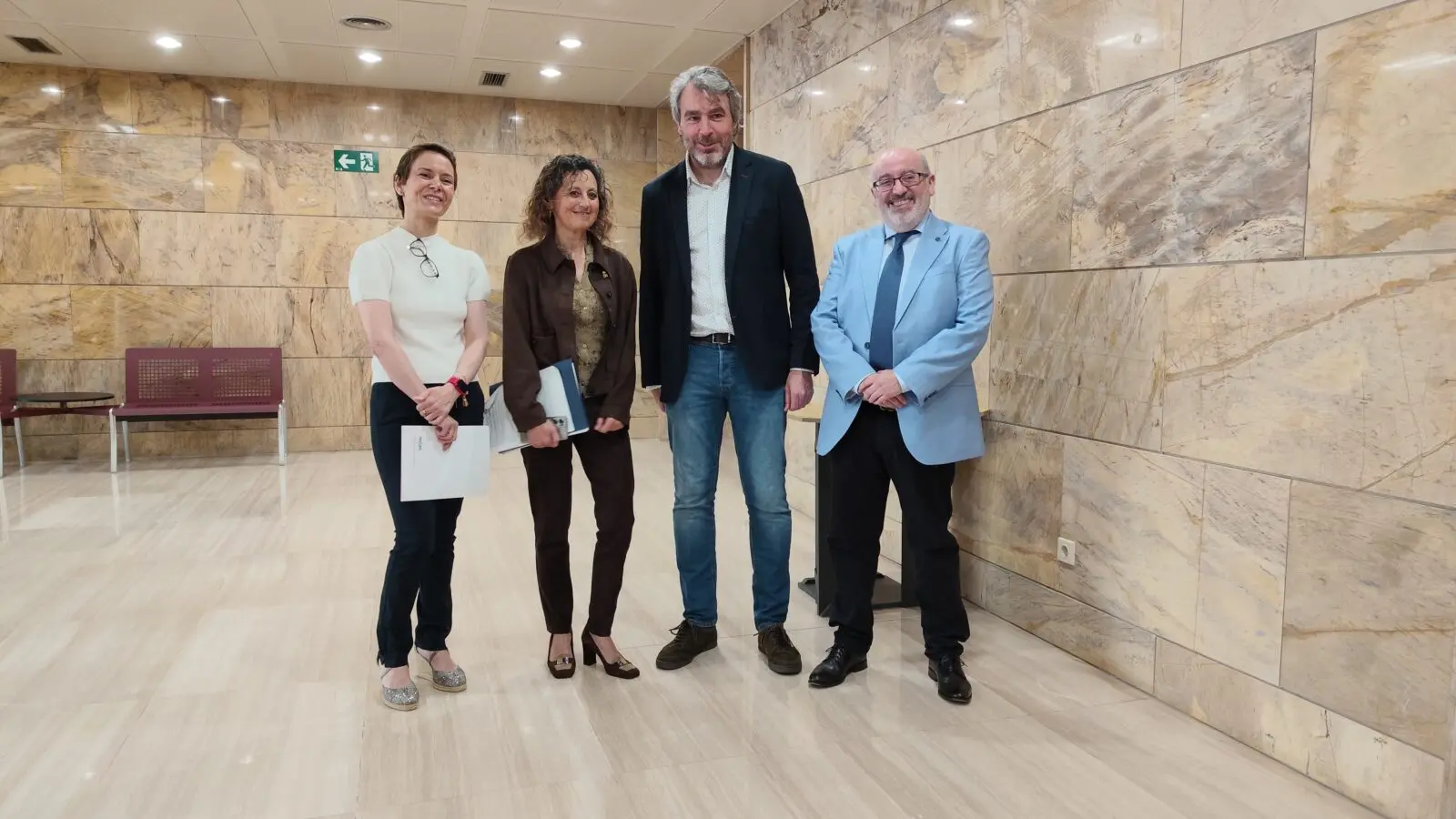 La mitad de los alumnos de 5 º y 6º de primaria en Asturias ya disponen móvil propio, según un nuevo estudio de Infancia Digital