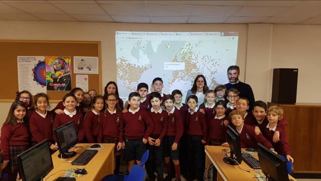 iTIC19 HourOfCode Colegio Paula Frassinetti Doroteas Aviles
